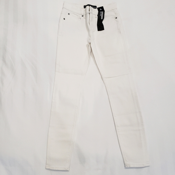 Express Mid Rise White Jeans - Picture 2 of 4
